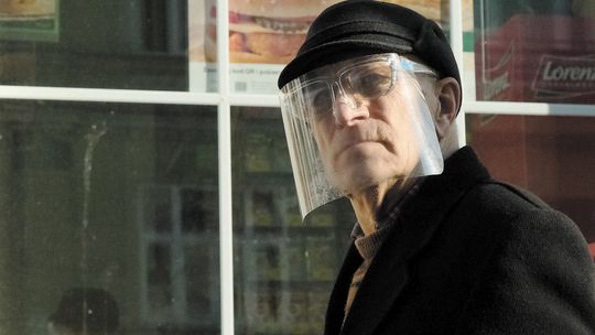 Przyłbice, szaliki i chusty do kosza. Podsumowanie dnia