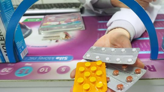 Przynieś listę leków. NFZ zaprasza na spotkanie z farmaceutą