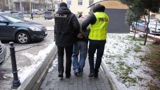 Przyniosła martwą dziewczynkę na pogotowie. Zabójstwo i znęcanie ze szczególnym okrucieństwem