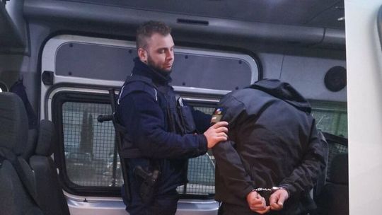 Przyszli pomagać uchodźcom, a ukradli dary za 15 tys. złotych