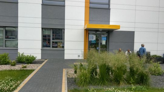 Przyszli rano na umówione szczepienie. A tu wszystko pozamykane