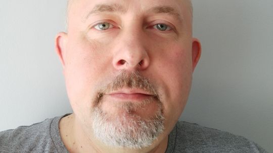 Psycholog: Ludzie w czasie epidemii zaczynają być coraz bardziej spięci, sfrustrowani, znudzeni