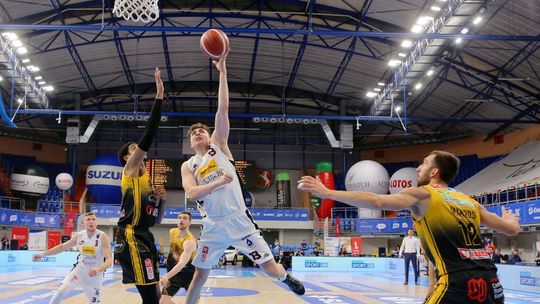 Pszczółka Start – Arged BMSlam Stal 73:80. Koniec przygody z Suzuki Pucharem Polski