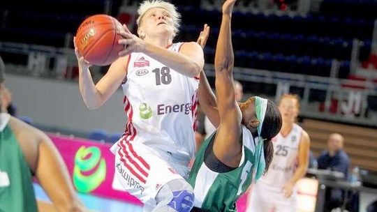 Pszczółka wygrywa w pierwszych sparingach