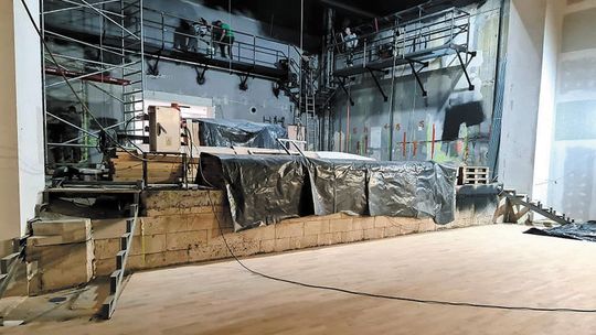 Publiczność już ma podłogę w Zamojskim Domu Kultury