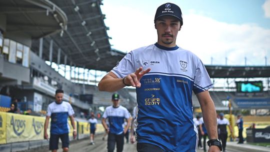 Publiczność oniemiała po akcji Kubery, Zmarzlik upadł Publiczność oniemiała po akcji Kubery, Zmarzlik upadł