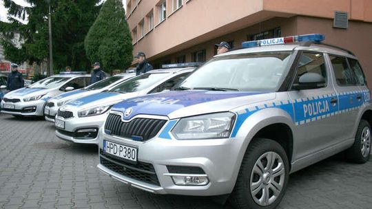 Puławscy policjanci mają nowe radiowozy (zdjęcia)