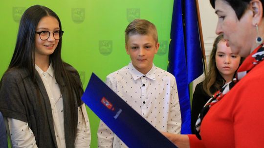 Puławscy sportowcy i trenerzy z nagrodami starosty [zdjęcia]