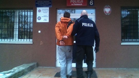 Puławy: 17-latek z nożem napadł na kwiaciarnię