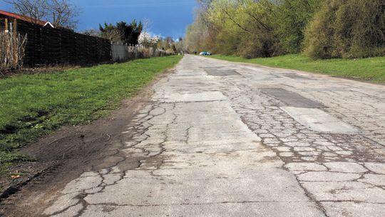 Puławy. Działkowcy pytają o remont drogi