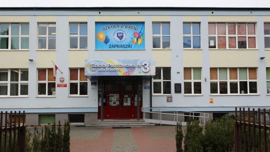 Puławy. Jest decyzja w sprawie budowy sali gimnastycznej dla SP nr 3. "Kompromitacja"