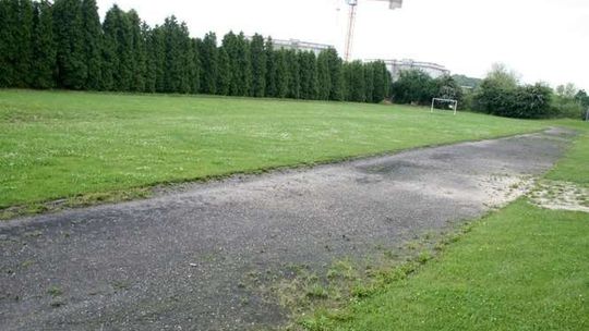 Puławy: Kiedy klepisko zmieni się w boisko