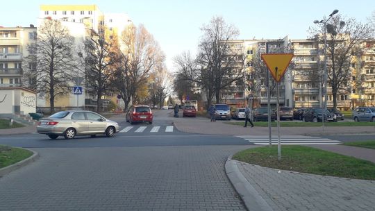 Puławy: Kierowcy potrzebują lustra. Decyzję podejmie spółdzielnia