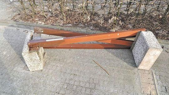 Puławy: Kłótliwy wandal narobił szkód