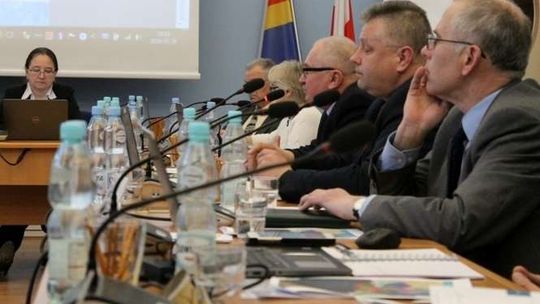 Puławy: Koniec papierowych kart do głosowania na budżet obywatelski