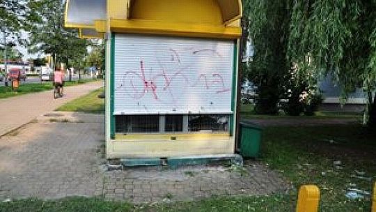 Puławy: Kradli papierosy i rajstopy, staną przed sądem