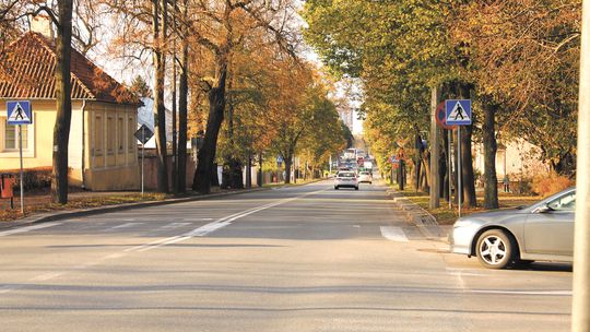 Puławy: Kto przegra, bierze drogę. Miasto - powiat 1:0