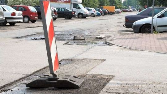 Puławy: Łatają dziury po zimie