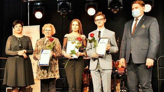 Puławy: Ludzie kultury z nagrodami starosty. Lista laureatów