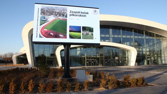 Puławy. Miejski telebim nadal nie sprzedaje reklam. Czy kiedykolwiek się zwróci?