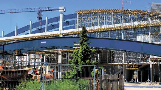 Puławy: Nowa hala sportowa rośnie w oczach [zdjęcia]