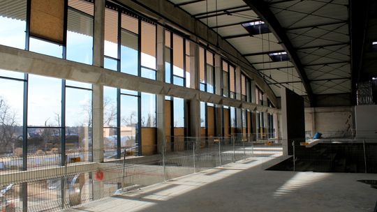 Puławy: Nowa hala sportowa z lekkim poślizgiem [zdjęcia]