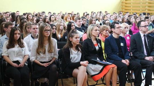 Puławy: Nowe szkoły przyjmą też do klas siódmych. "Utrzymanie wszystkich szkół podstawowych może byc bardzo trudne"