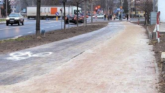 Puławy: Piesi i rowerzyści po równym