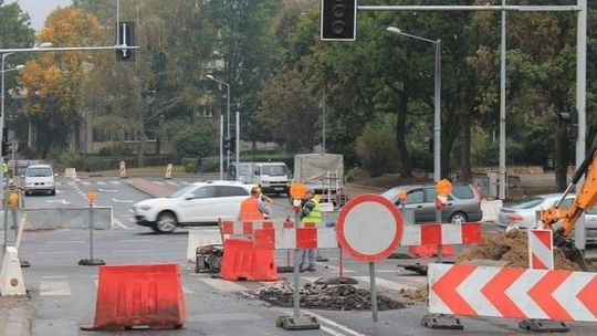 Puławy: Poszerzają drogę by połączyć z nową