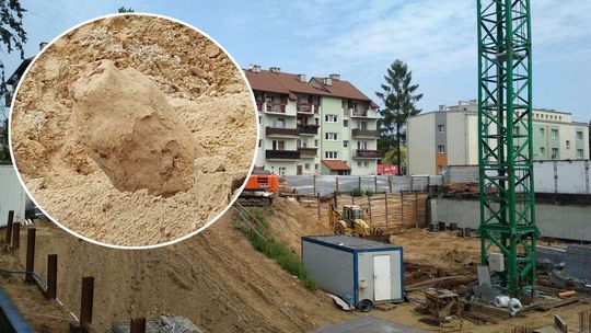 Puławy: Potężny niewybuch, bombą zajęli się saperzy [zdjęcia]