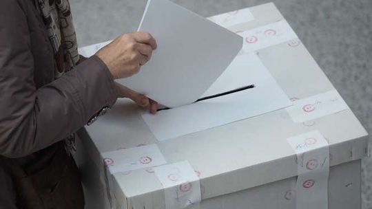 Puławy pożegnają się z JOW-ami. Kto jest za, a kto przeciw?