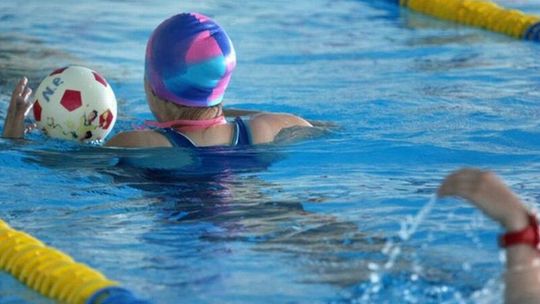 Puławy. Przeciekający basen do remontu