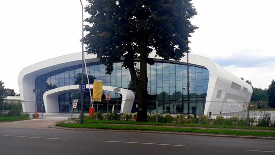 Puławy: Przy nowej hali sportowej stanie telebim 
