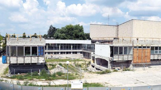 Puławy: Robotnicy wrócili do Domu Chemika