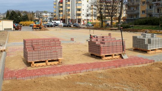 Puławy: Równiej na osiedlowym parkingu