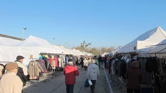 Puławy: Targ będzie działać także w sobotę. Ale dopiero od marca