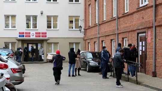 Puławy. Wirus pozamykał niektóre urzędy