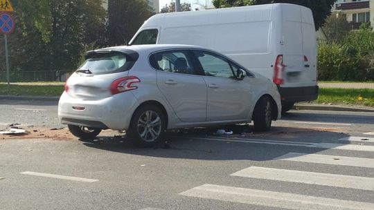 Puławy: Wjechała na skrzyżowanie na czerwonym świetle. Oto skutki