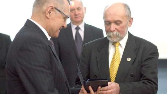 Puławy. Wnuk bohatera przyjął odznaczenie