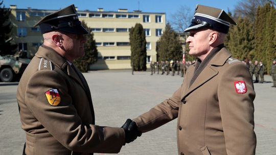 Pułkownik Marcin Zawodniak nowym dowódcą 19 LBZ