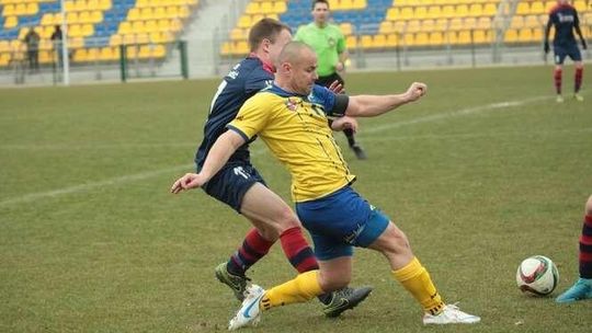 Punktują, choć nie mają atutu własnego boiska