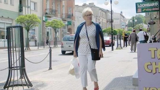 "Puste kosze wyglądają karykaturalnie". Co stało się z drzewami?