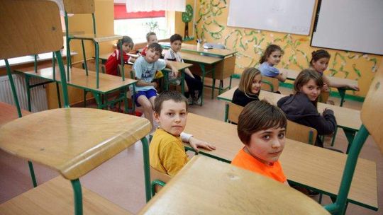 Puste ławki w klasach w woj. lubelskim. Najmniej uczniów w Polsce