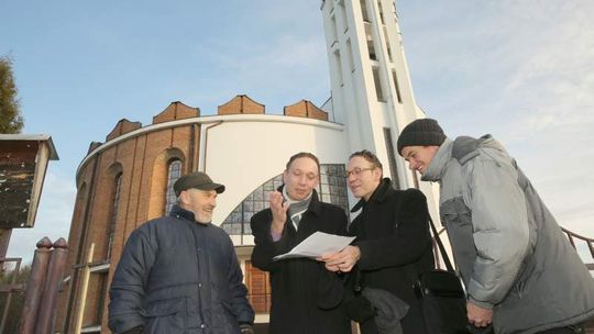 Radio Maryja zatrzęsło Poniatową. Zarzucają dyskryminację wiernych