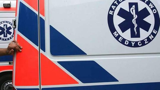 Radiowóz zderzył się z BMW. Policjant przed badaniem opuścił szpital