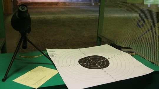 Radni chcą się szkolić ze strzelania. "W razie niebezpieczeństwa powinniśmy być przeszkoleni"