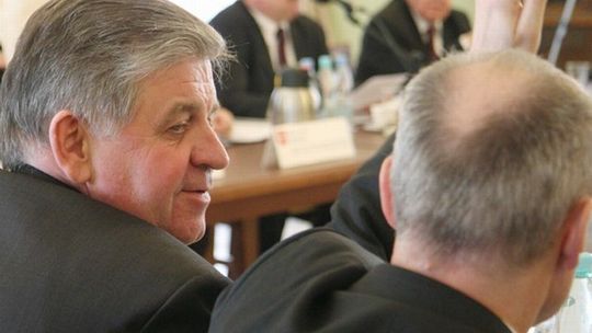 Radni nie odwołali wicemarszałka Sosnowskiego