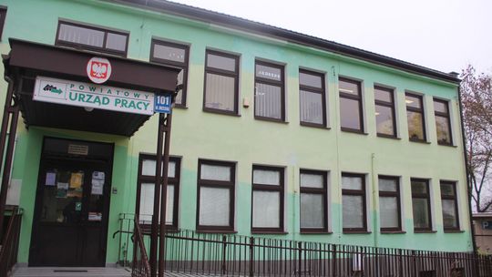 Radni PiS chcą sprzedać urząd pracy. Ostre komentarze na sesji