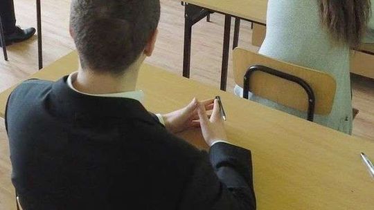 Radni rozwiązali liceum, uczelnia stworzyła nowe. Coraz większe zainteresowanie