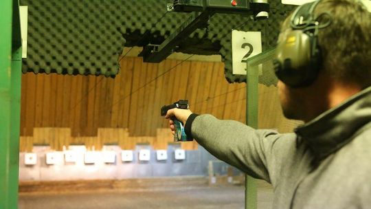 Radny chce nauczyć się strzelać. "Jeśli Białorusinom zechce się wpaść do nas na colę i chipsy..."